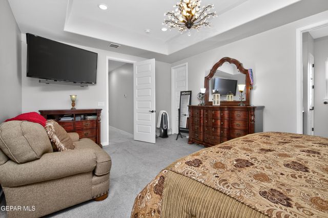 7287 Bobcat Hollow Drive, El Paso, TX 79911