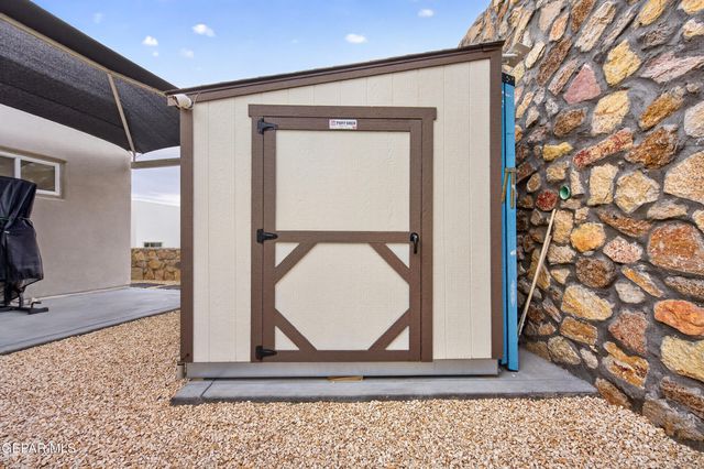 7287 Bobcat Hollow Drive, El Paso, TX 79911