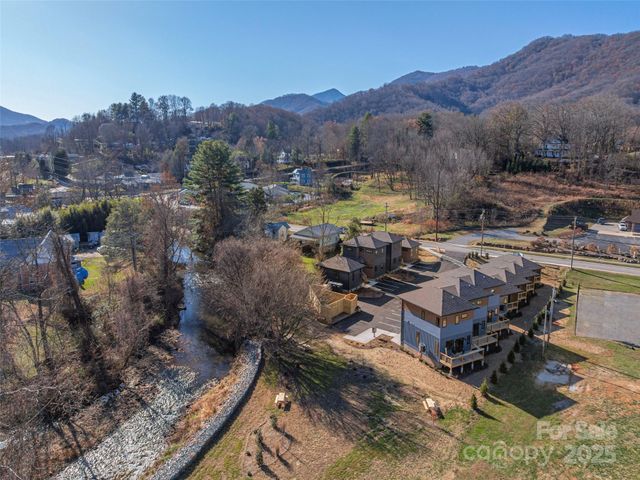 41 Leap Frog Park, Waynesville, NC 28786