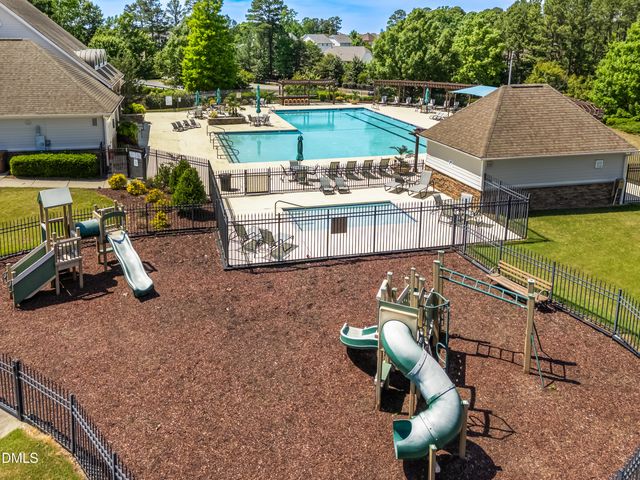 437 Christian Creek Place, Cary, NC 27519