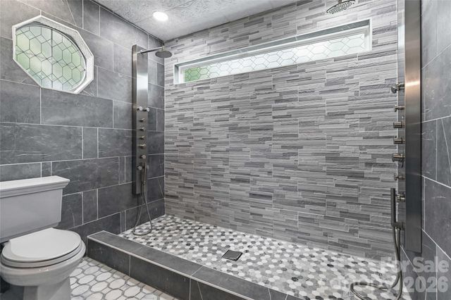 3028 Pennridge Place, Matthews, NC 28105