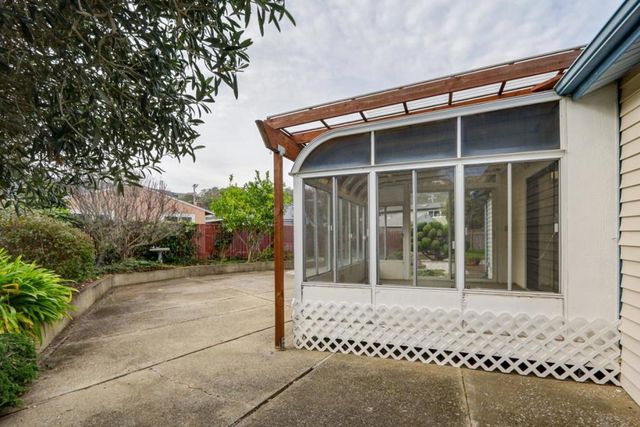 1367 Hermosa Avenue, Pacifica, CA 94044