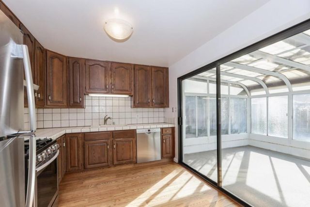 1367 Hermosa Avenue, Pacifica, CA 94044