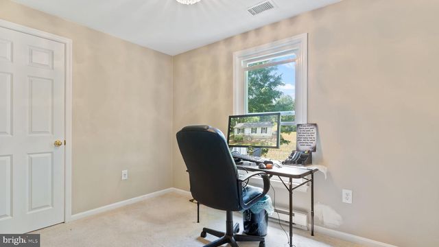 5950 FOSTER LN, Hughesville, MD 20637