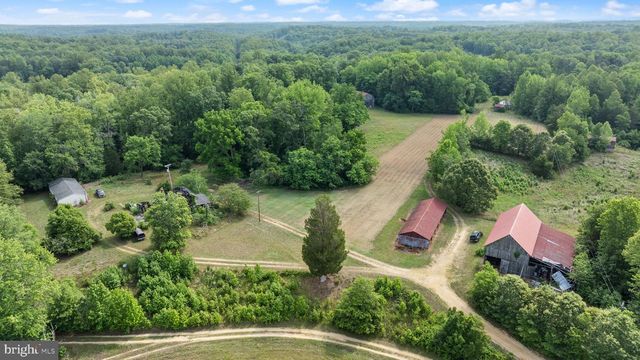5950 FOSTER LN, Hughesville, MD 20637