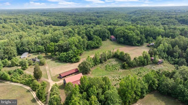 5950 FOSTER LN, Hughesville, MD 20637