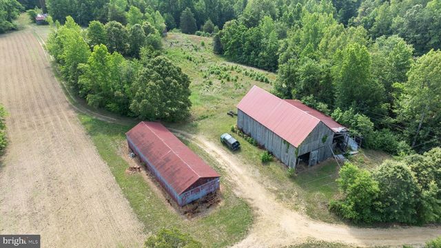 5950 FOSTER LN, Hughesville, MD 20637