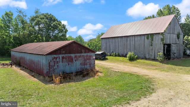 5950 FOSTER LN, Hughesville, MD 20637