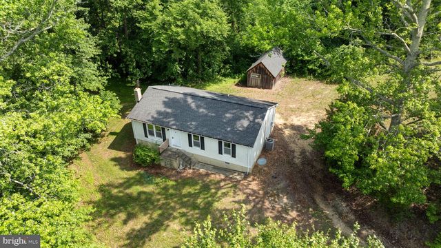 5950 FOSTER LN, Hughesville, MD 20637
