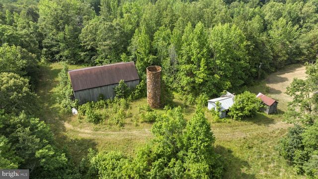 5950 FOSTER LN, Hughesville, MD 20637