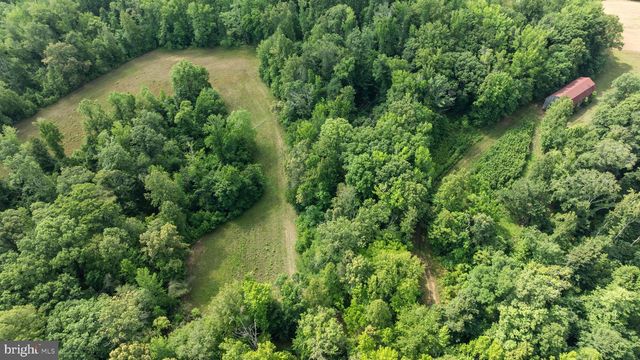 5950 FOSTER LN, Hughesville, MD 20637