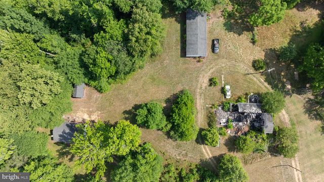 5950 FOSTER LN, Hughesville, MD 20637
