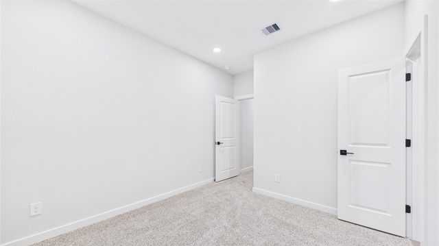 5028 Creekmont Drive, Houston, TX 77091