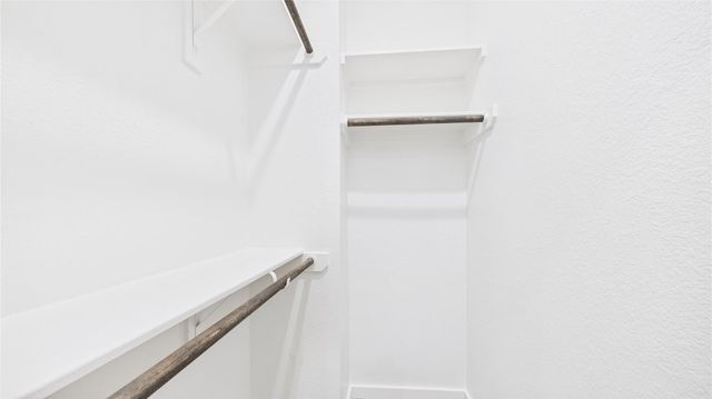 5028 Creekmont Drive, Houston, TX 77091