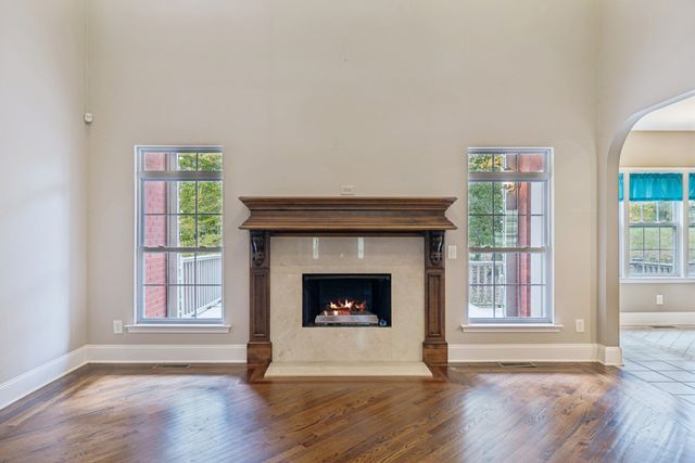 1036 Cherry Springs Dr, Cottontown, TN 37048