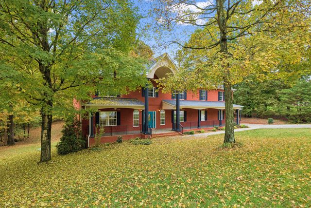 1036 Cherry Springs Dr, Cottontown, TN 37048