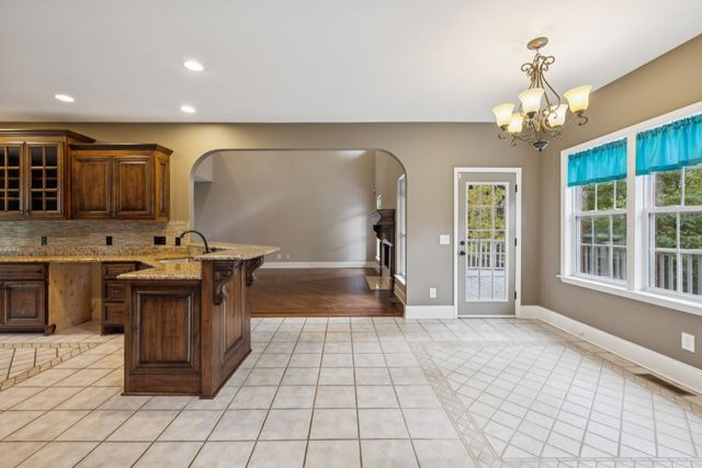 1036 Cherry Springs Dr, Cottontown, TN 37048