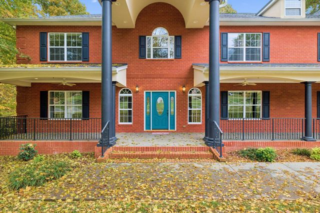 1036 Cherry Springs Dr, Cottontown, TN 37048