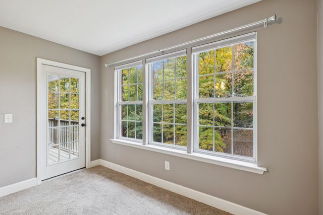 1036 Cherry Springs Dr, Cottontown, TN 37048