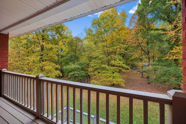 1036 Cherry Springs Dr, Cottontown, TN 37048