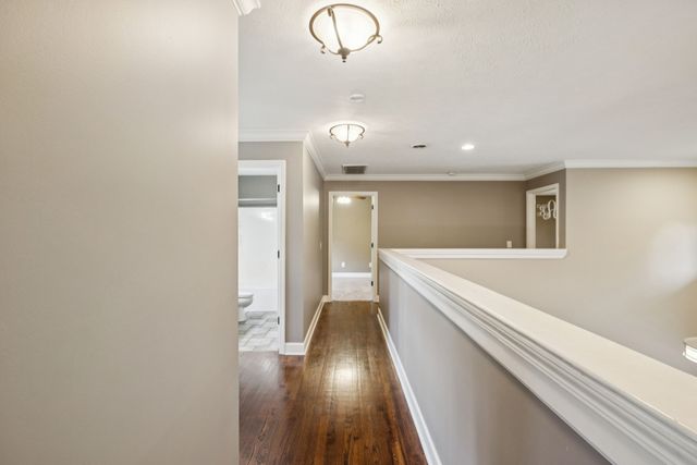 1036 Cherry Springs Dr, Cottontown, TN 37048