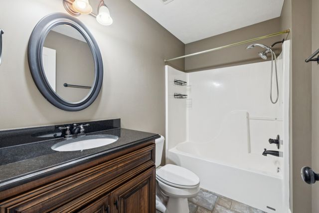 1036 Cherry Springs Dr, Cottontown, TN 37048