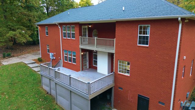 1036 Cherry Springs Dr, Cottontown, TN 37048