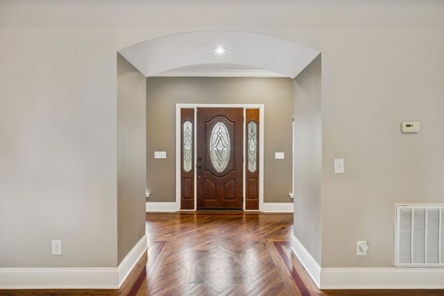 1036 Cherry Springs Dr, Cottontown, TN 37048