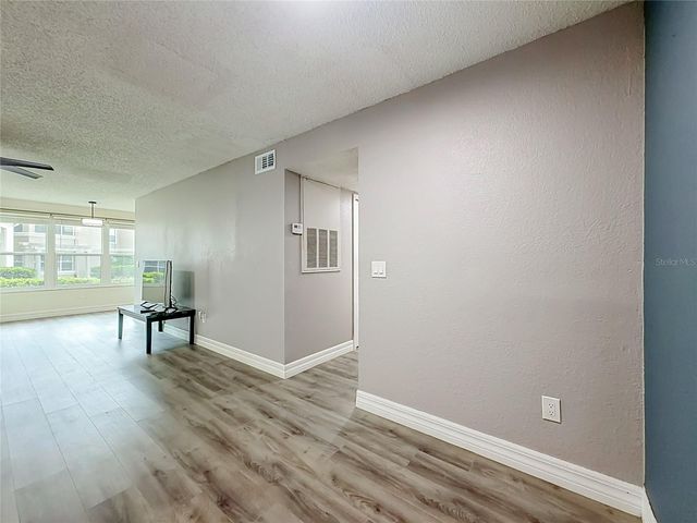 5144 CONROY ROAD 13, Orlando, FL 32811