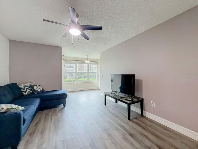 5144 CONROY ROAD 13, Orlando, FL 32811