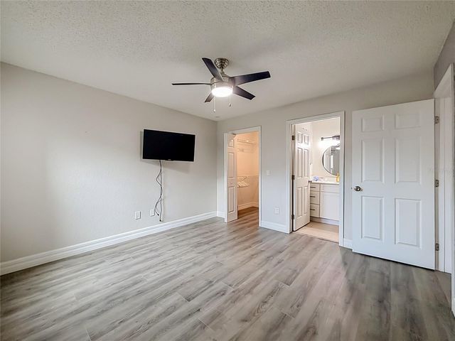5144 CONROY ROAD 13, Orlando, FL 32811