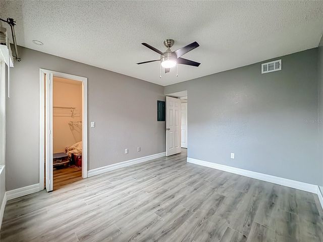 5144 CONROY ROAD 13, Orlando, FL 32811