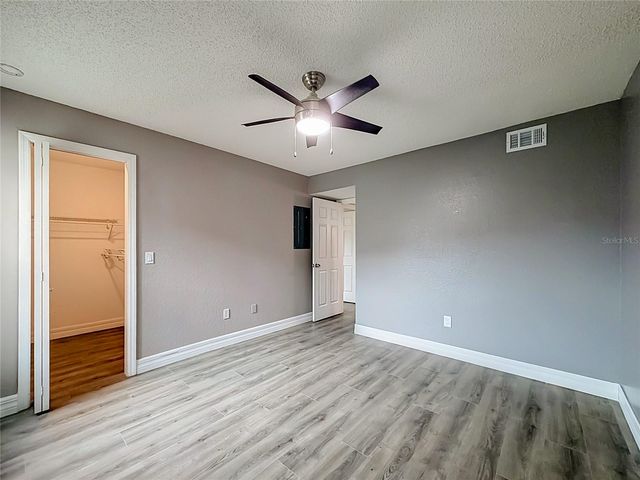 5144 CONROY ROAD 13, Orlando, FL 32811