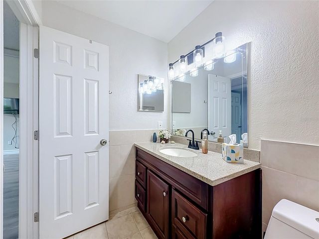 5144 CONROY ROAD 13, Orlando, FL 32811
