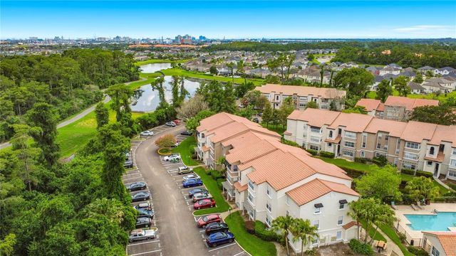 5144 CONROY ROAD 13, Orlando, FL 32811