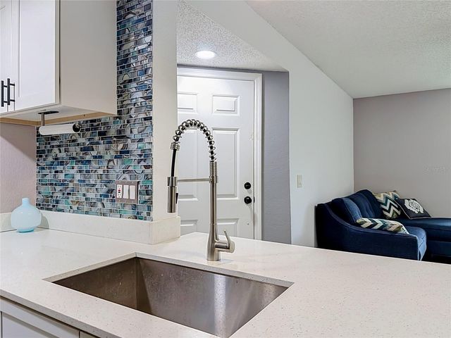 5144 CONROY ROAD 13, Orlando, FL 32811