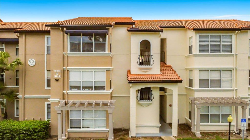 5144 CONROY ROAD 13, Orlando, FL 32811