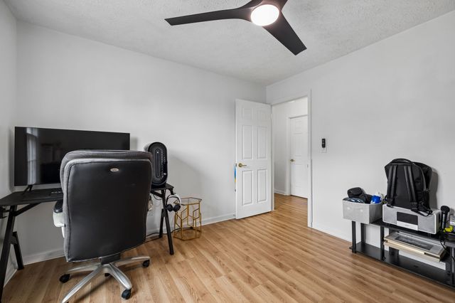 130 S Richview Rd, Clarksville, TN 37043