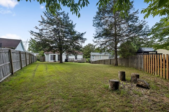130 S Richview Rd, Clarksville, TN 37043