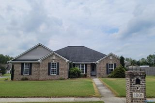 1001 Emerald Way NE, Hartselle, AL 35640