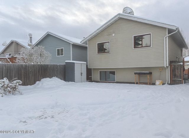 4109 Mclean Place, Anchorage, AK 99504