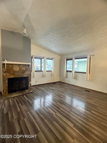 4109 Mclean Place, Anchorage, AK 99504