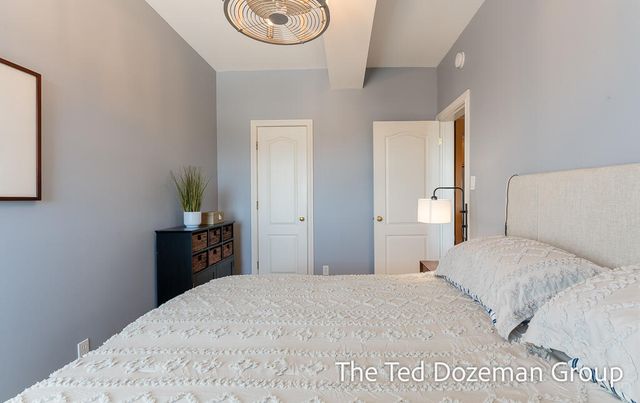 17 W 10th Street 450, Holland, MI 49423