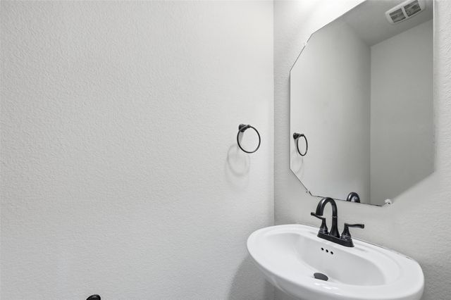 405 James Herndon Trail, Mckinney, TX 75071