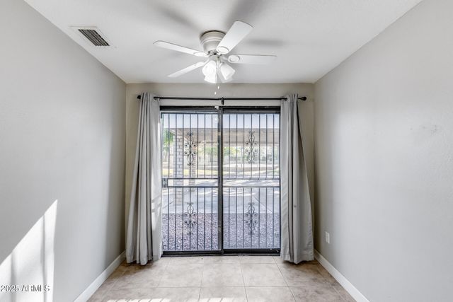 2718 W DESERT COVE Avenue, Phoenix, AZ 85029