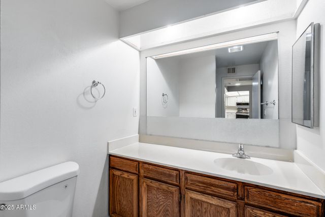 2718 W DESERT COVE Avenue, Phoenix, AZ 85029