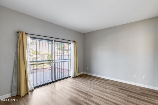 2718 W DESERT COVE Avenue, Phoenix, AZ 85029