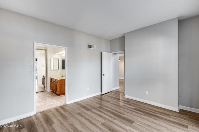 2718 W DESERT COVE Avenue, Phoenix, AZ 85029