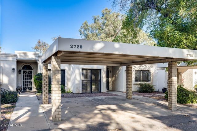 2718 W DESERT COVE Avenue, Phoenix, AZ 85029