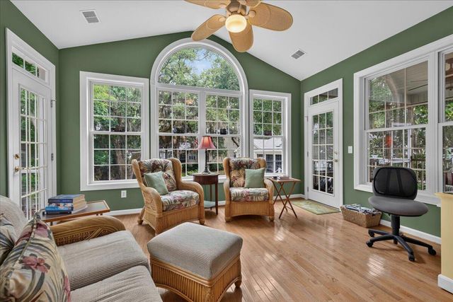 2528 Bent Tree Lane, Mount Pleasant, SC 29464